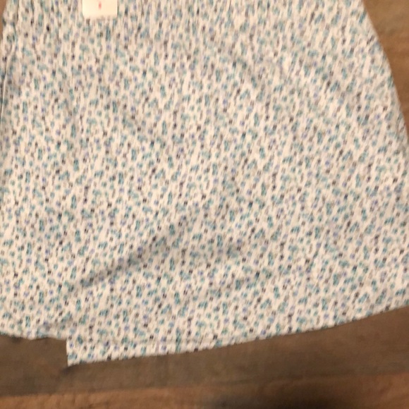 Skirt - Picture 6 of 6